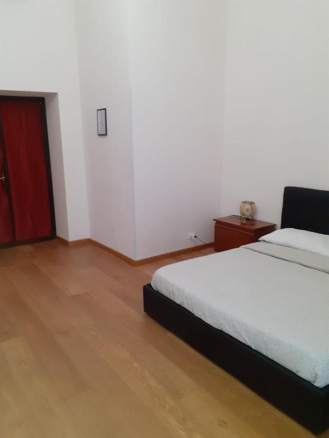 Auberge de jeunesse R.T. House'S à Rome Extérieur photo