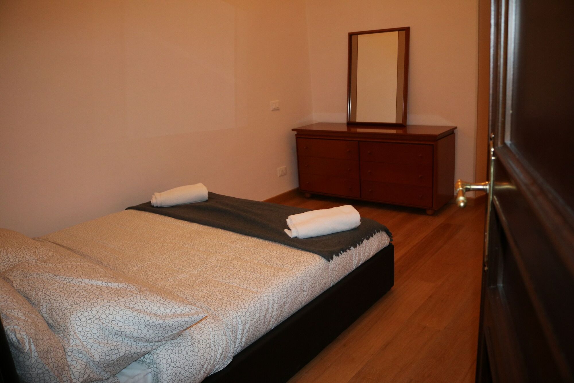 Auberge de jeunesse R.T. House'S à Rome Extérieur photo
